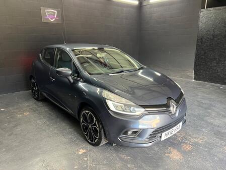 RENAULT CLIO 1.5 Signature Nav dCi 90